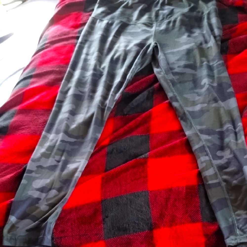 SO Camouflage Patterned Leggings